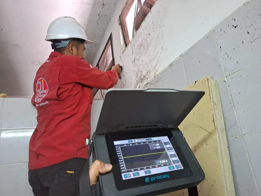 Pengujian UPV pada dinding beton