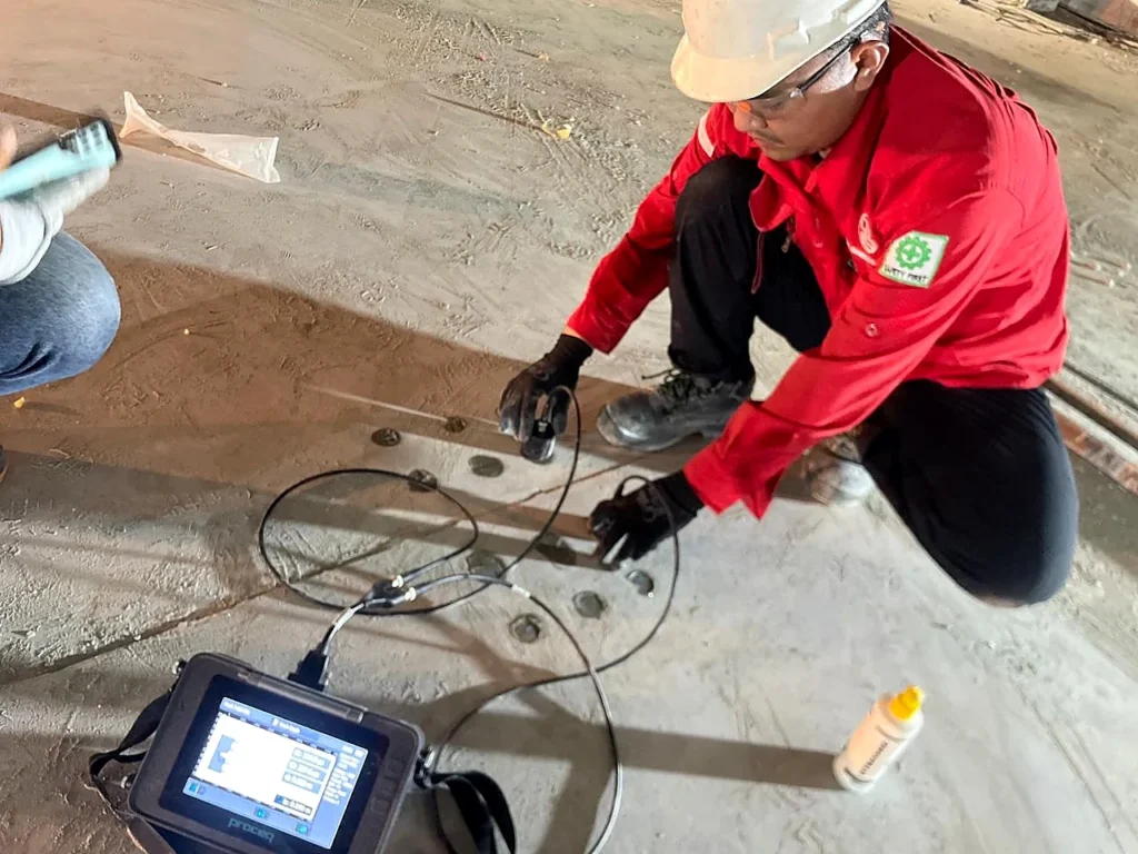Pengujian elemen struktur beton di lapangan